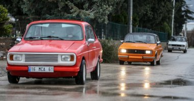 Three Anadol sedans seen in Bursa, western Turkey, Dec. 18, 2021. (AA Photo)
