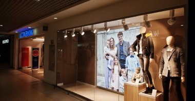 Turkish brand LC Waikiki&#039;s store in shopping mall Podolyany in Kyiv, Ukraine, Sept. 15, 2018. (Shutterstock Photo)