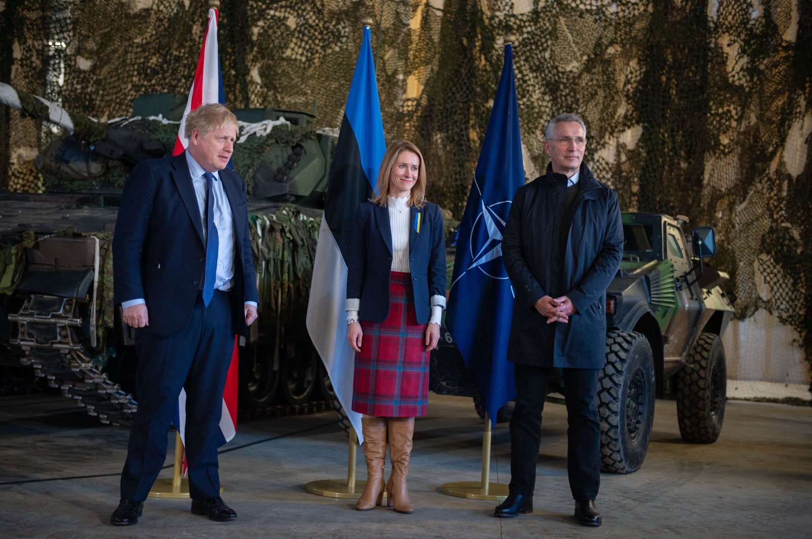 (L-R) British Prime Minister Boris Johnson, Prime Minister of Estonia Kaja Kallas and Secretary General of NATO Jens Stoltenberg pose on the sidelines a joint press conference at the Tapa Army Base on March 1, 2022 in Tallinn, Estonia. - British Prime Minister Boris Johnson said on a visit to Poland on March 1, that the West would keep up sanctions pressure on Russian President Vladimir Putin&#039;s regime indefinitely after it invaded Ukraine. (Photo by RAIGO PAJULA / AFP)