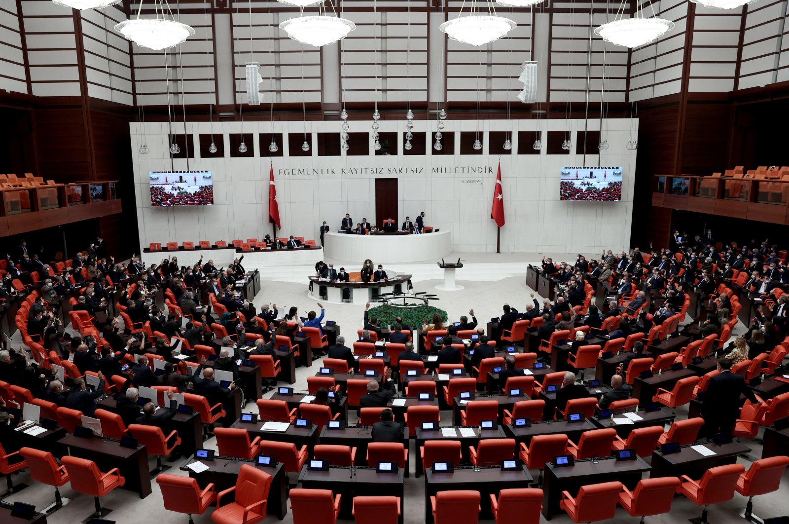 Lawmakers attend a session on pro-PKK HDP lawmaker Semra Güzel&#039;s legislative immunity, Ankara, March 1, 2022. (AA Photo)