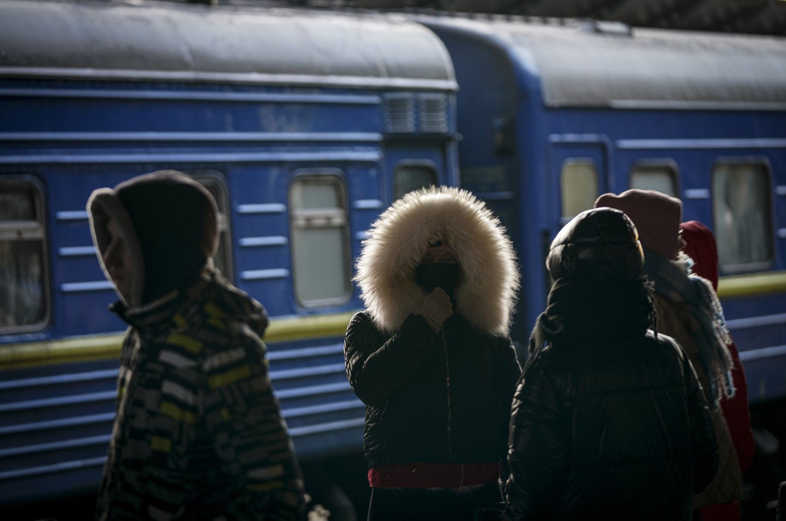 People wait to take train, Kyiv, Ukraine, March 1, 2022. (Uğur Yıldırım Photo)