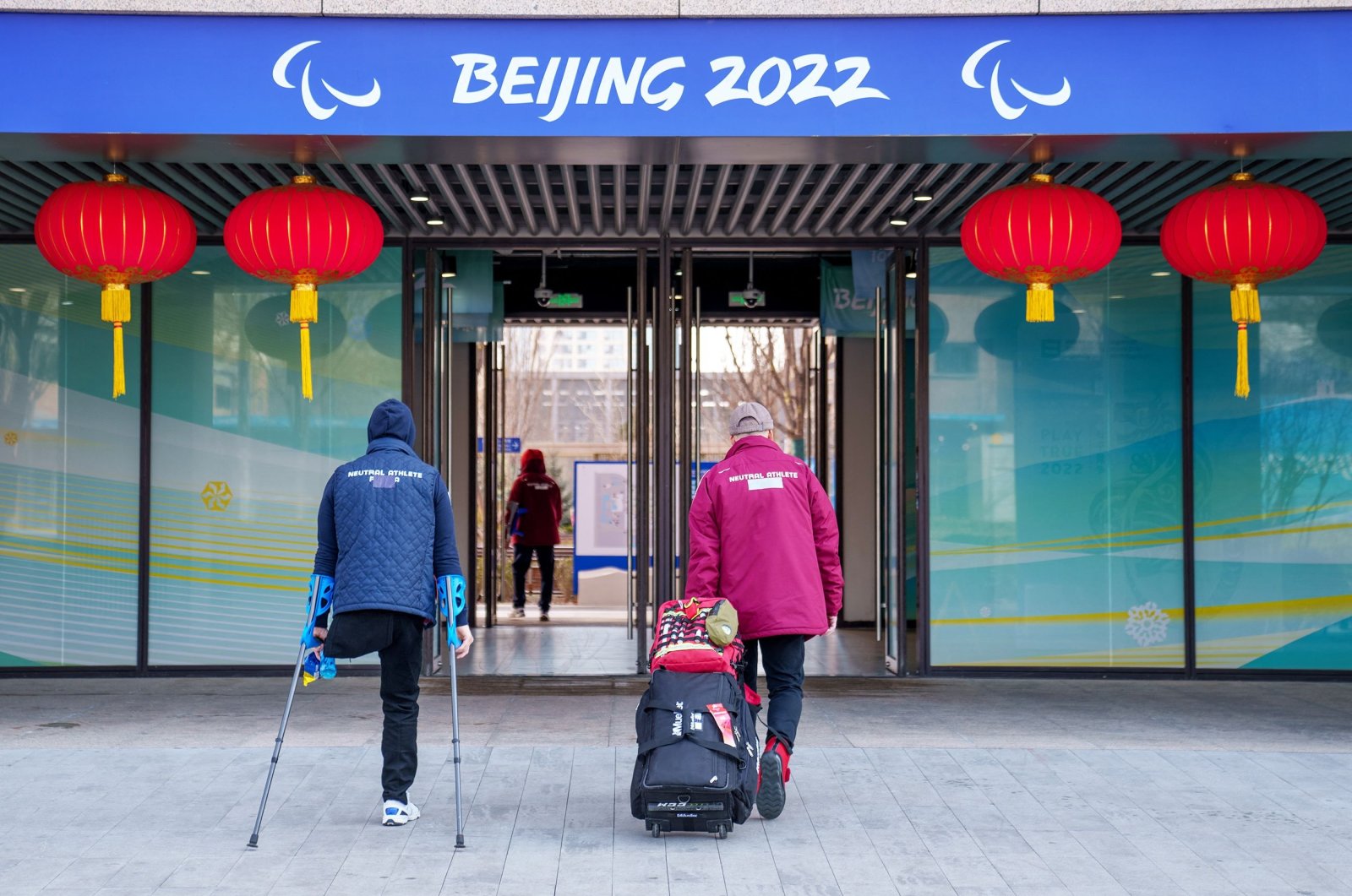 Neutral athletes leave the Paralympic Village in Beijing, China, March 3, 2022. (AFP Photo)