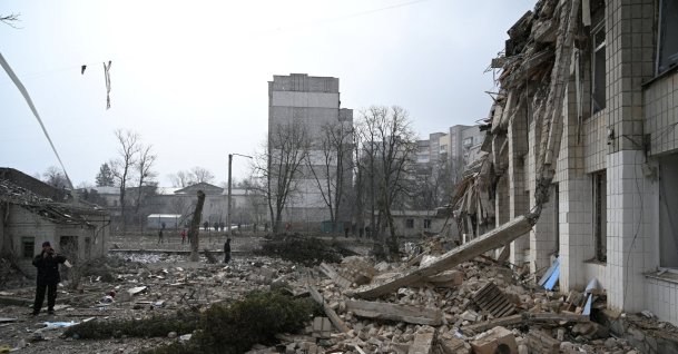 A view shows a school building destroyed by shelling, as Russia's invasion of Ukraine continues, in Zhytomyr, Ukraine March 4, 2022. REUTERS/Viacheslav Ratynskyi