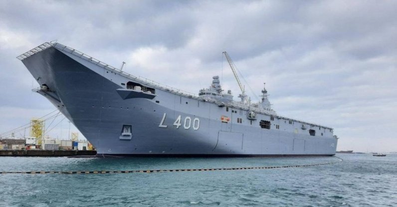The multipurpose amphibious assault ship TCG Anadolu is seen docked at Sedef Shipyard, Tuzla, Istanbul, Turkey, March 4, 2022. (AA Photo)