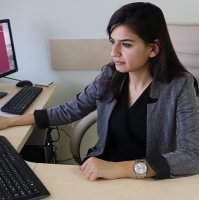 Associate professor Nurcan Tunçbağ of Middle East Technical University (ODTÜ) works on a computer, Ankara, Turkey, Feb. 11, 2019. (AA File Photo)