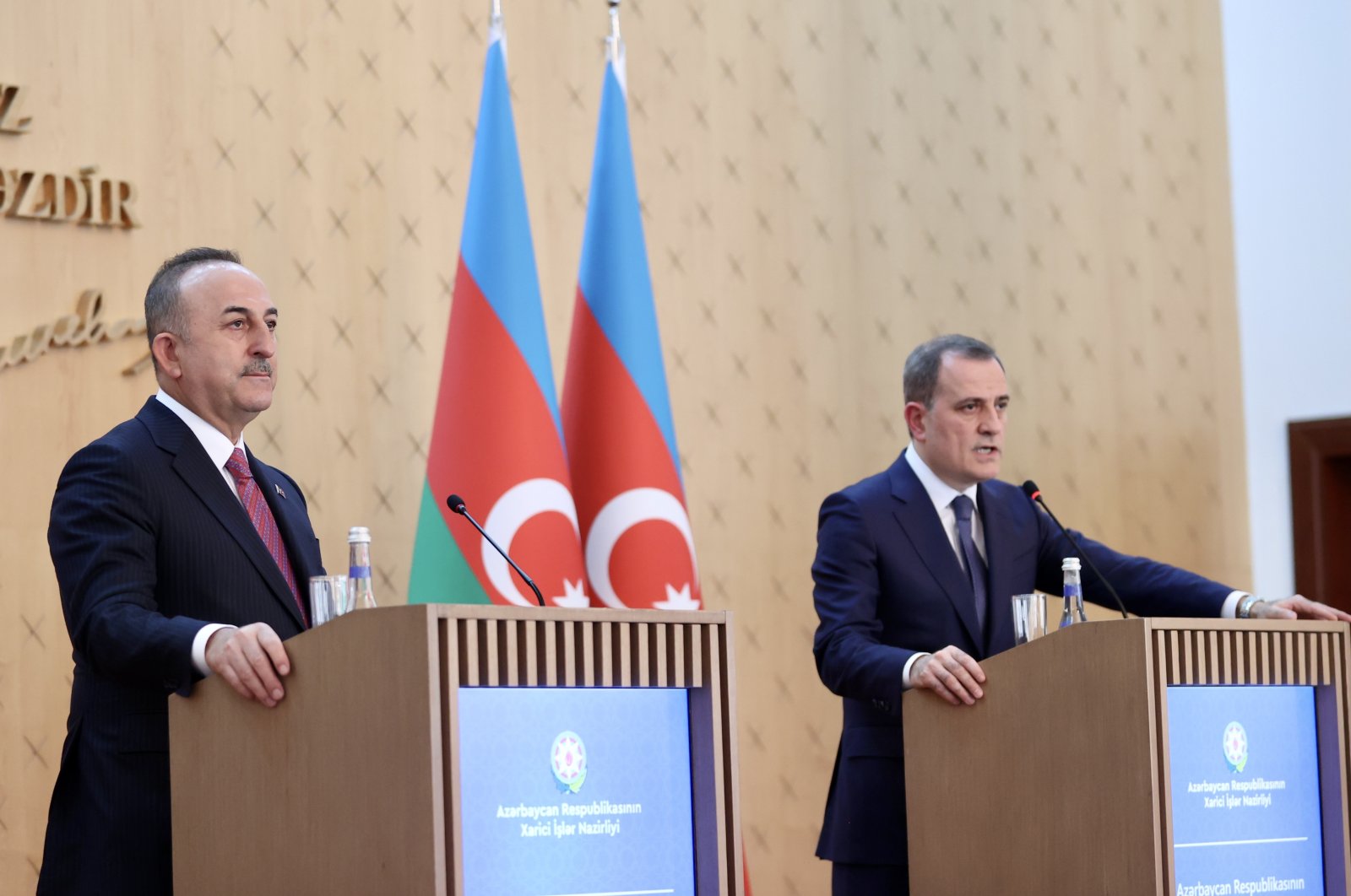 Foreign Minister Mevlüt Çavuşoğlu (L) and his Azerbaijani counterpart Jeyhun Bayramov speak during a joint press conference in Baku, Azerbaijan, March 5, 2022. (AA Photo)