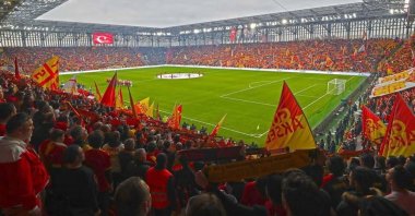 Göztepe fans attend a Süper Lig match against Kasımpaşa, Izmir, Turkey, March 5, 2022. (DHA Photo) 