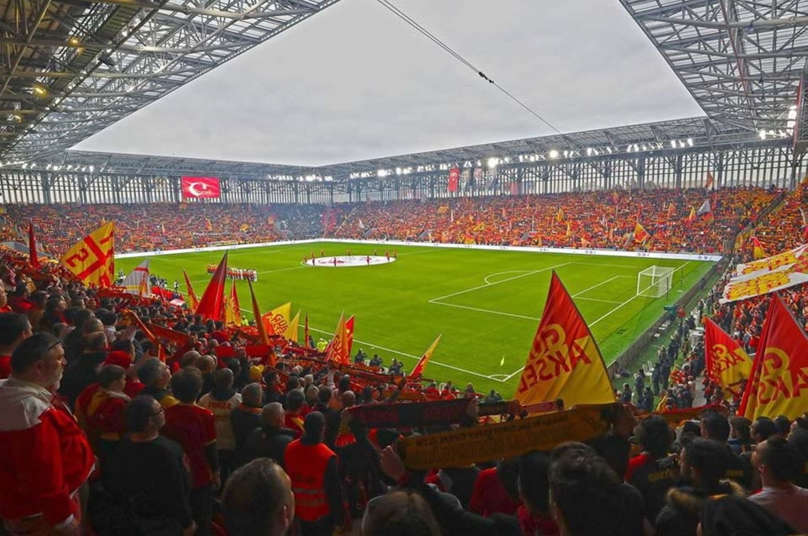 Grup media Qatar menarik tawaran untuk menyiarkan Süper Lig Turki