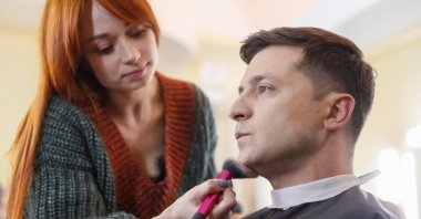 Volodymyr Zelenskyy prepares for a comedy show at a concert hall in Kiev, Ukraine February 22, 2019. (REUTERS)