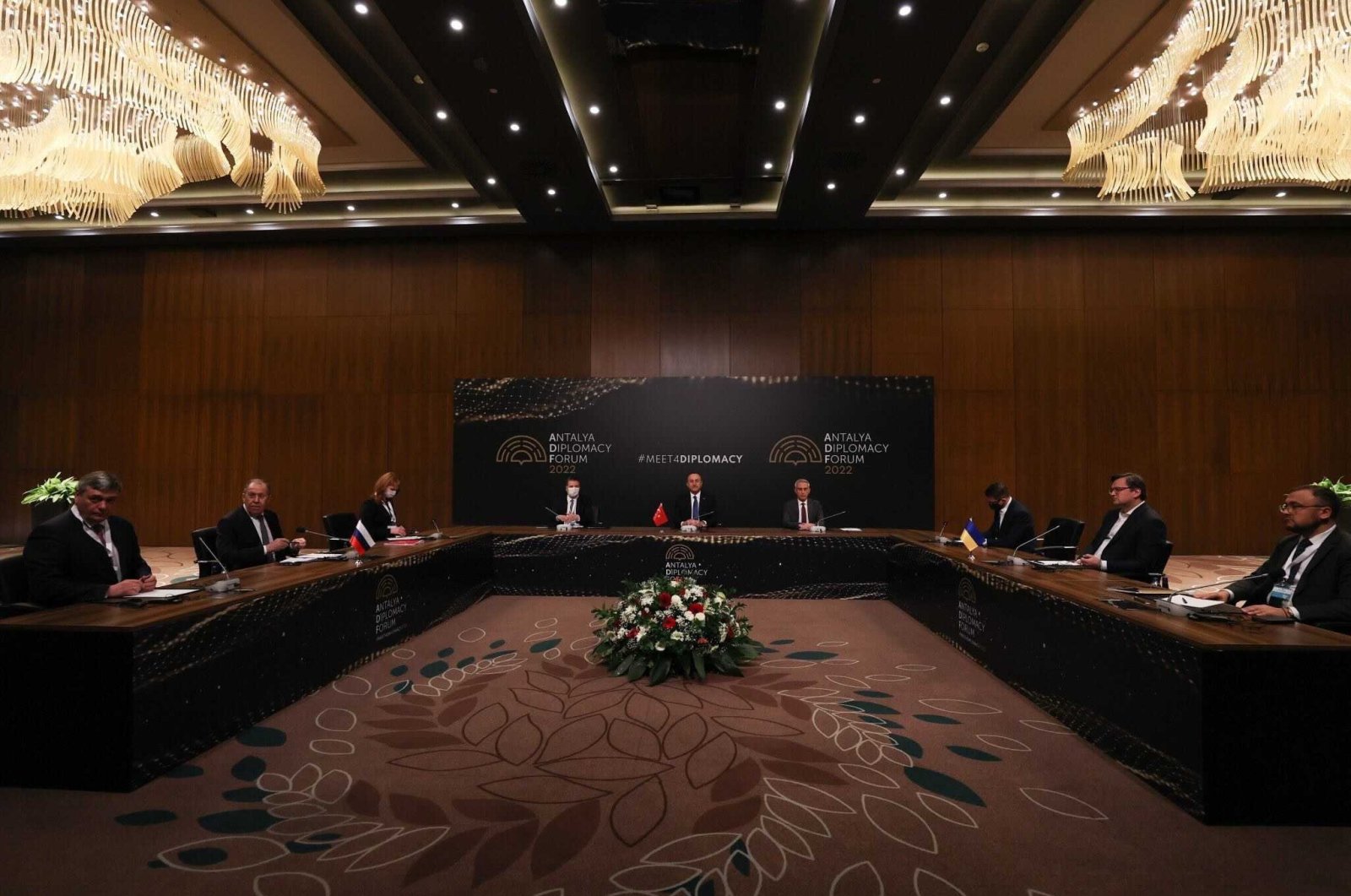 The trilateral meeting between the Turkish, Russian and Ukrainian foreign ministers in Turkey&#039;s Antalya, Thursday, March 10, 2022.