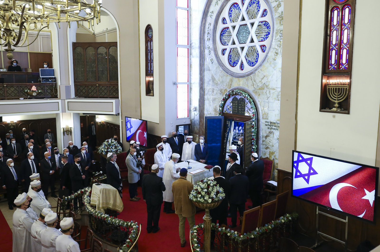 Presiden Israel Herzog bertemu dengan komunitas Yahudi di Istanbul