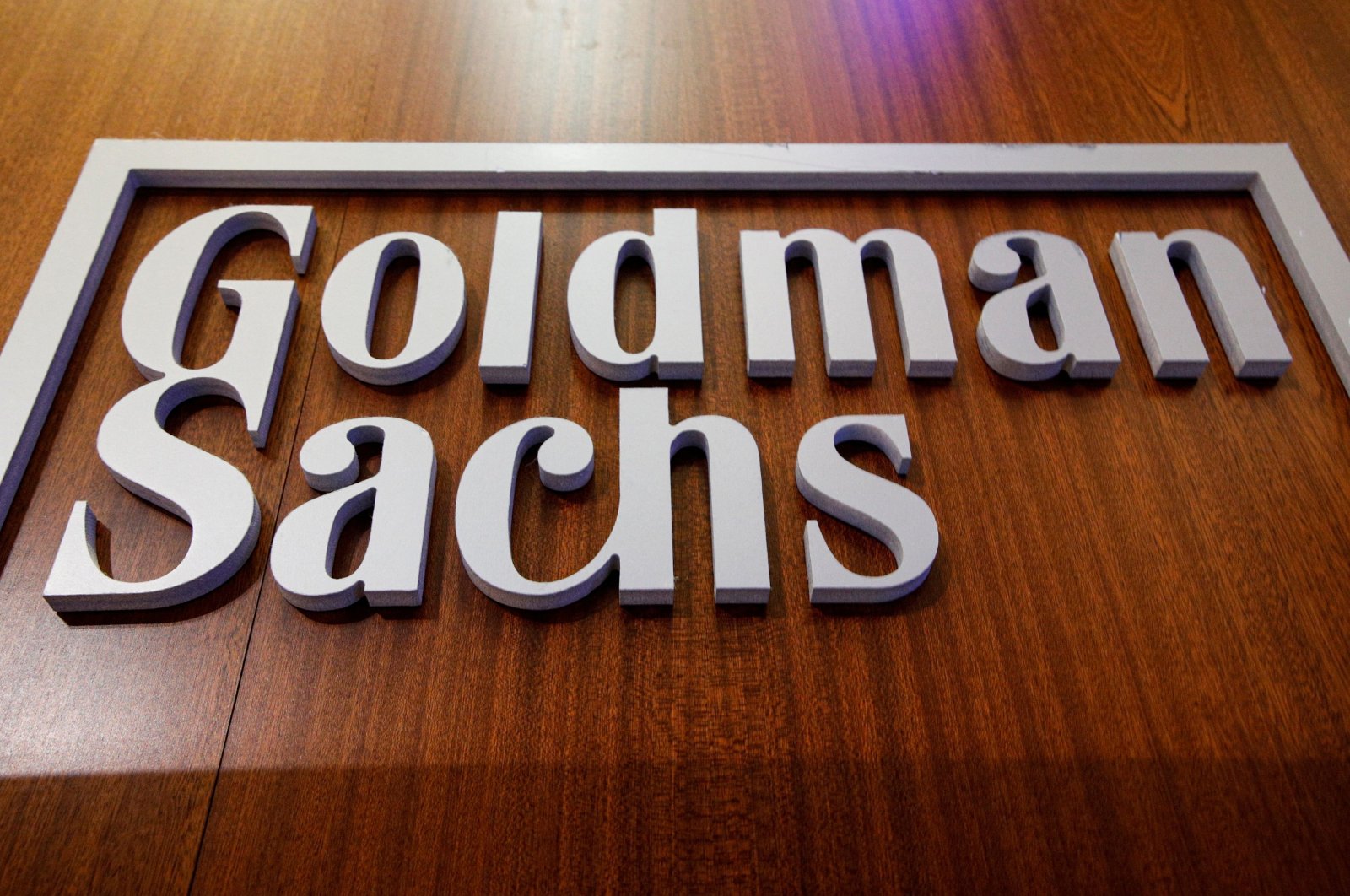Goldman Sachs keluar dari Rusia sebagai bank besar pertama di Wall St yang keluar