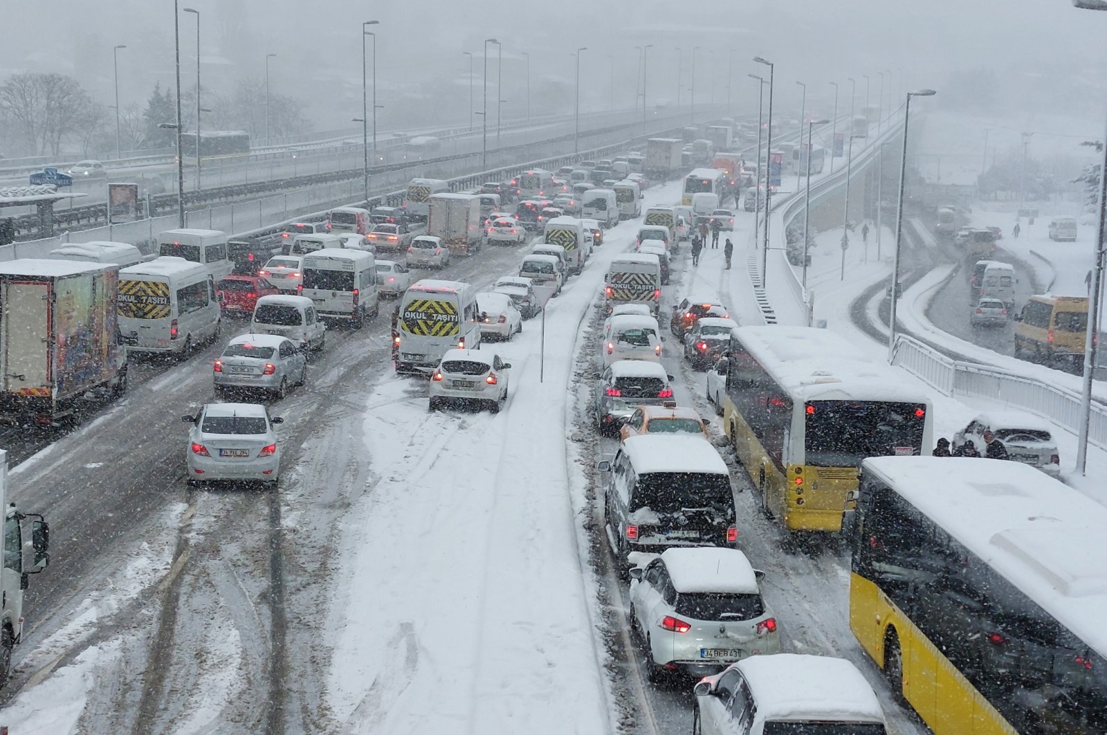 A view of traffic on the E-5 highway, in Istanbul, Turkey, March 11, 2022. (IHA PHOTO)