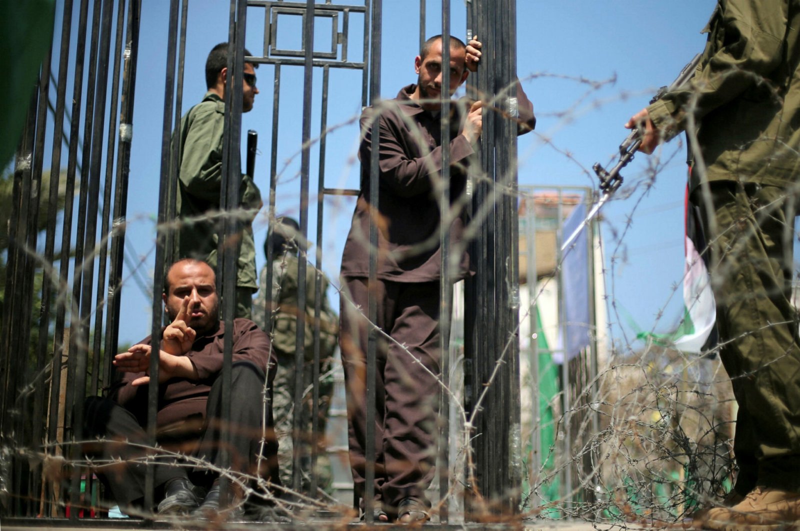 Men play the roles of jailed Palestinians and Israeli soldiers during a rally in support of Palestinian prisoners on hunger strike in Israeli jails, Gaza City, Palestine, April 2017. (Reuters Photo)