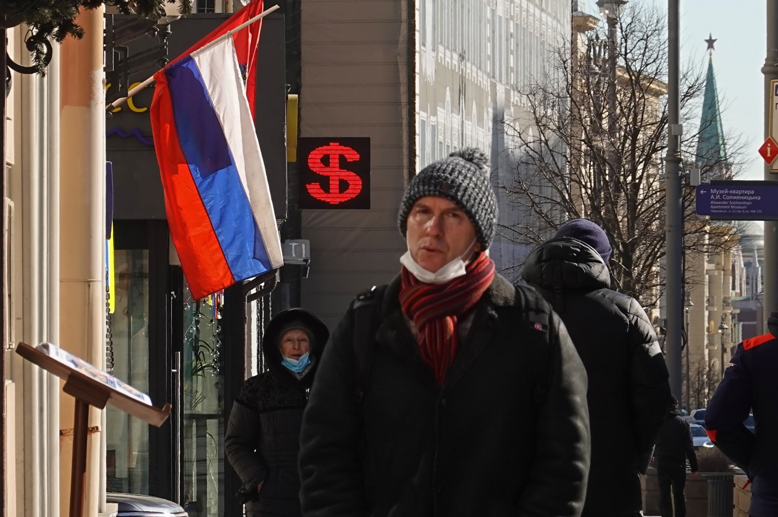 Rusia memperingatkan mungkin harus membayar utang FX dalam rubel karena sanksi