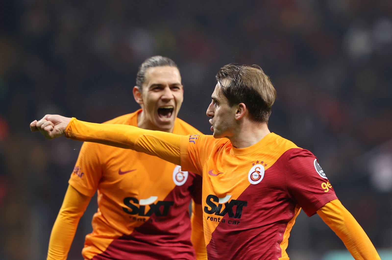 Kerem Aktürkoğlu menggandakan tembakan Galatasaray melewati Beşiktaş