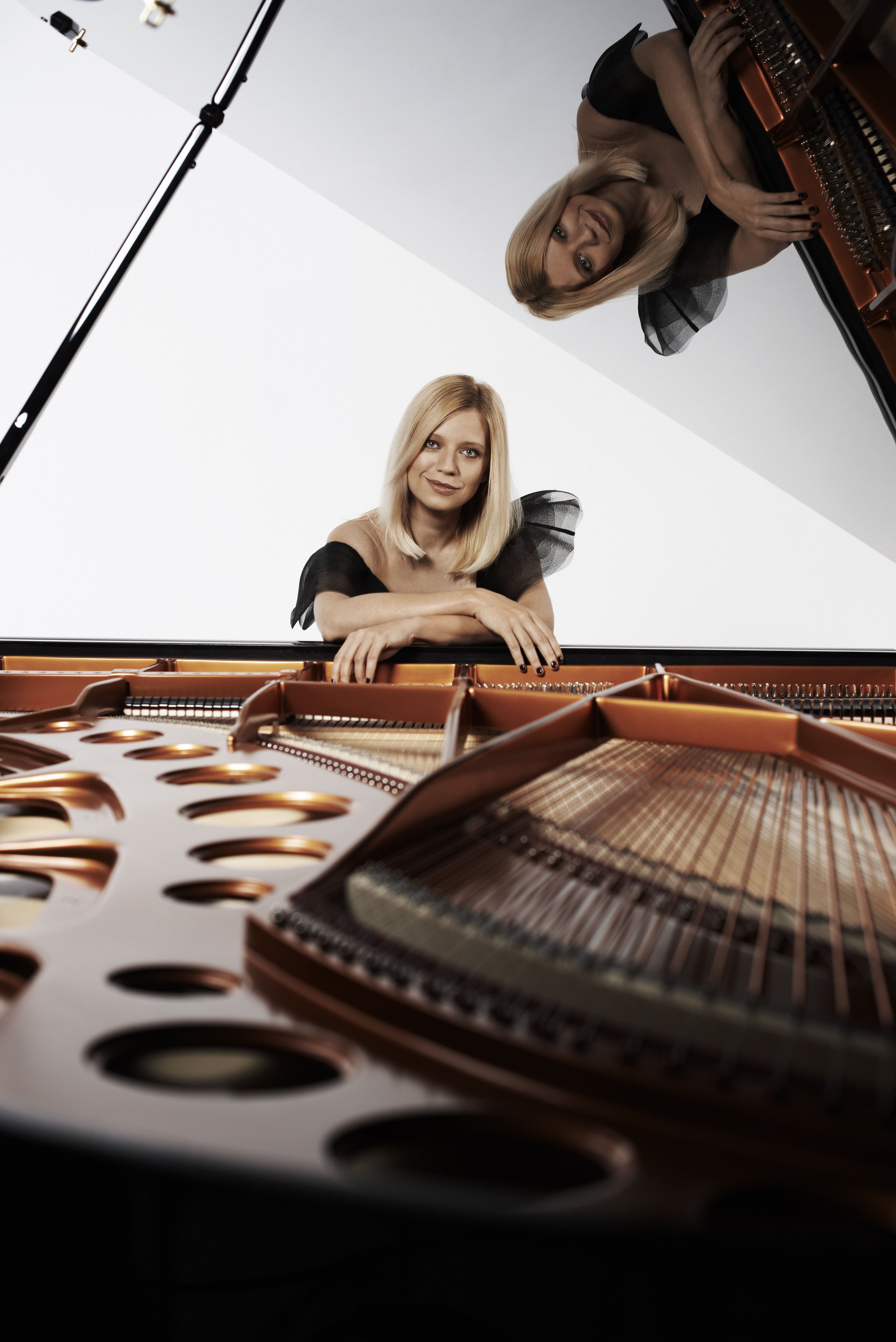   Pianis Valentina Lisitsa.  (Sumber IKSV)