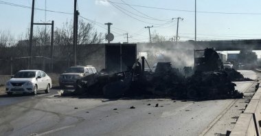 The charred wreckage of a trailer, which was set ablaze by suspected gang members following the detention of one of its leaders, Nuevo Laredo, Mexico, March 14, 2022. (Reuters Photo)