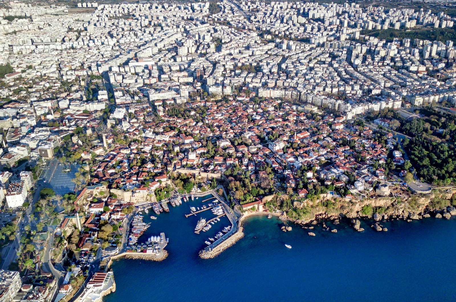 An aerial view of Antalya, southern Turkey, in this undated photo. (Shutterstock Photo)