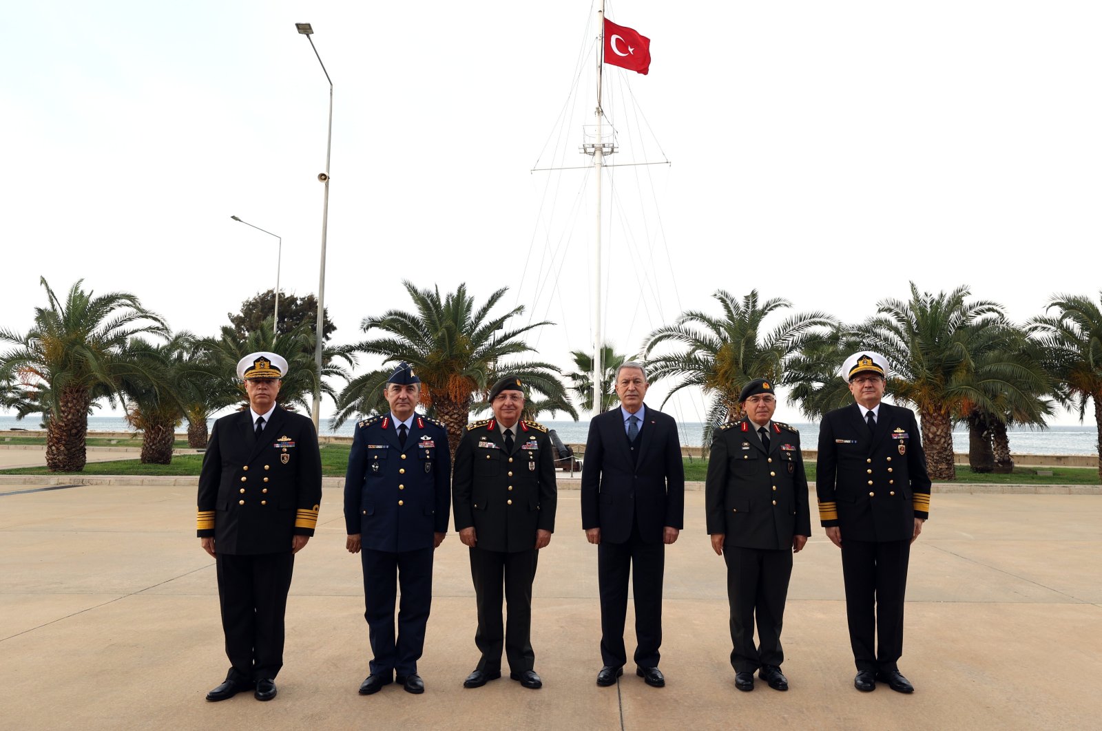 Komandan Angkatan Bersenjata Turki dinyatakan positif COVID-19