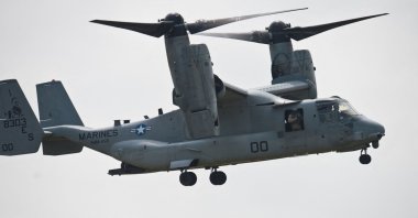 An MV-22B Osprey aircraft is operated during the "Platinum Eagle 15" military exercise at training facilities in Babadag, Romania, May 26, 2015. (AFP File Photo)