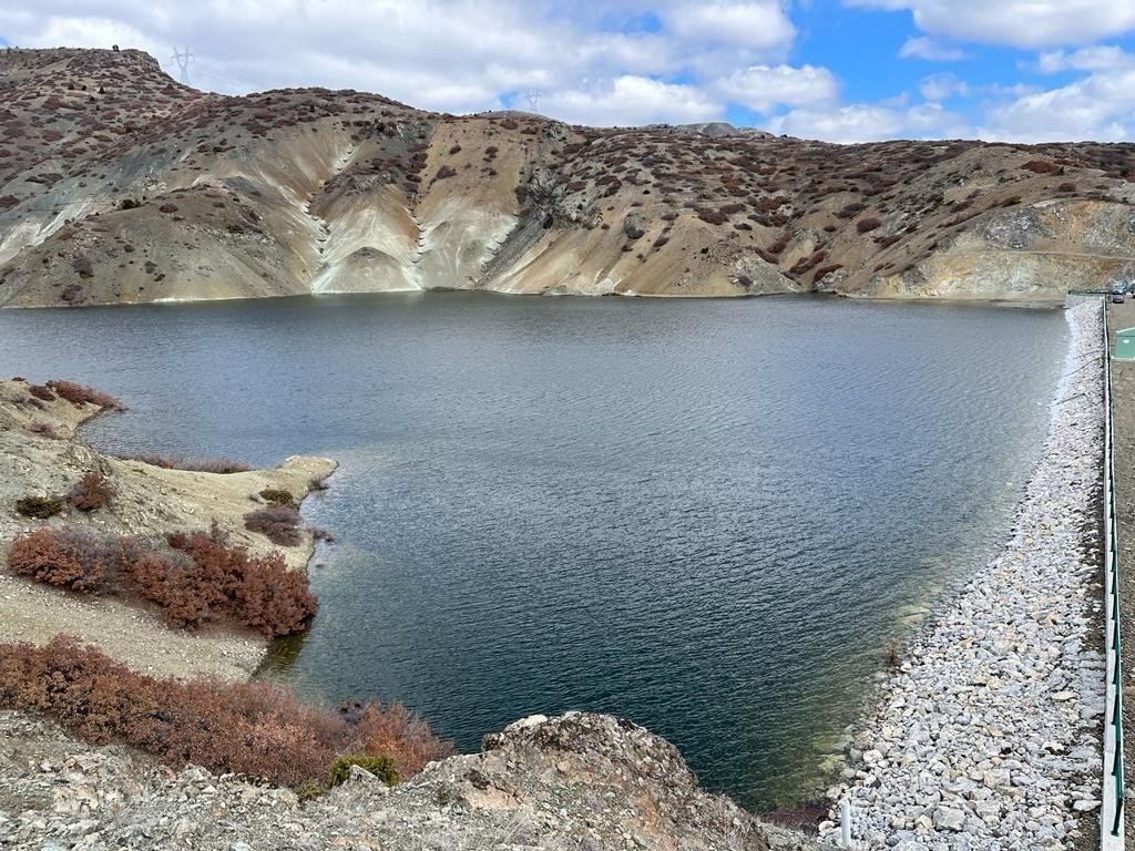 An artificial lake in Eskişehir, central Turkey, March 16, 2022. (IHA Photo)