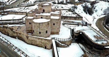 A historical structure under snow in the Sille neighborhood in Konya, Turkey, March 19, 2022. (AA Photo)