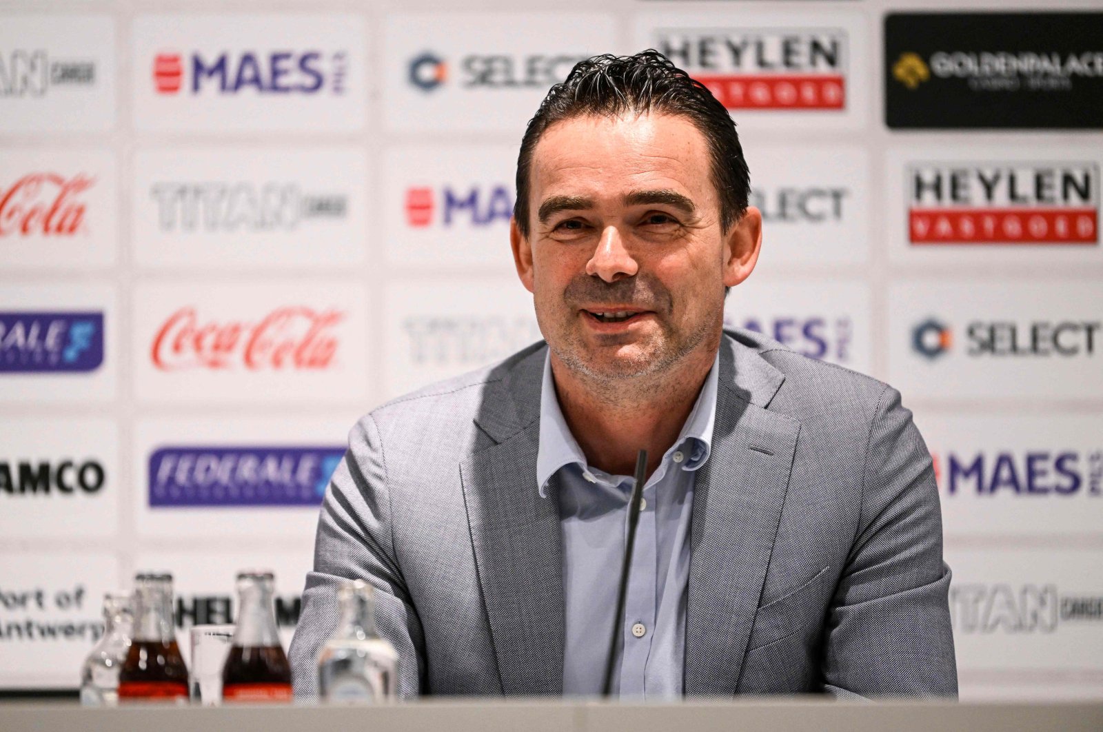 Royal Antwerp&#039;s new football director Marc Overmars at a press conference, Antwerp, Belgium, March 21, 2022. (AFP Photo)