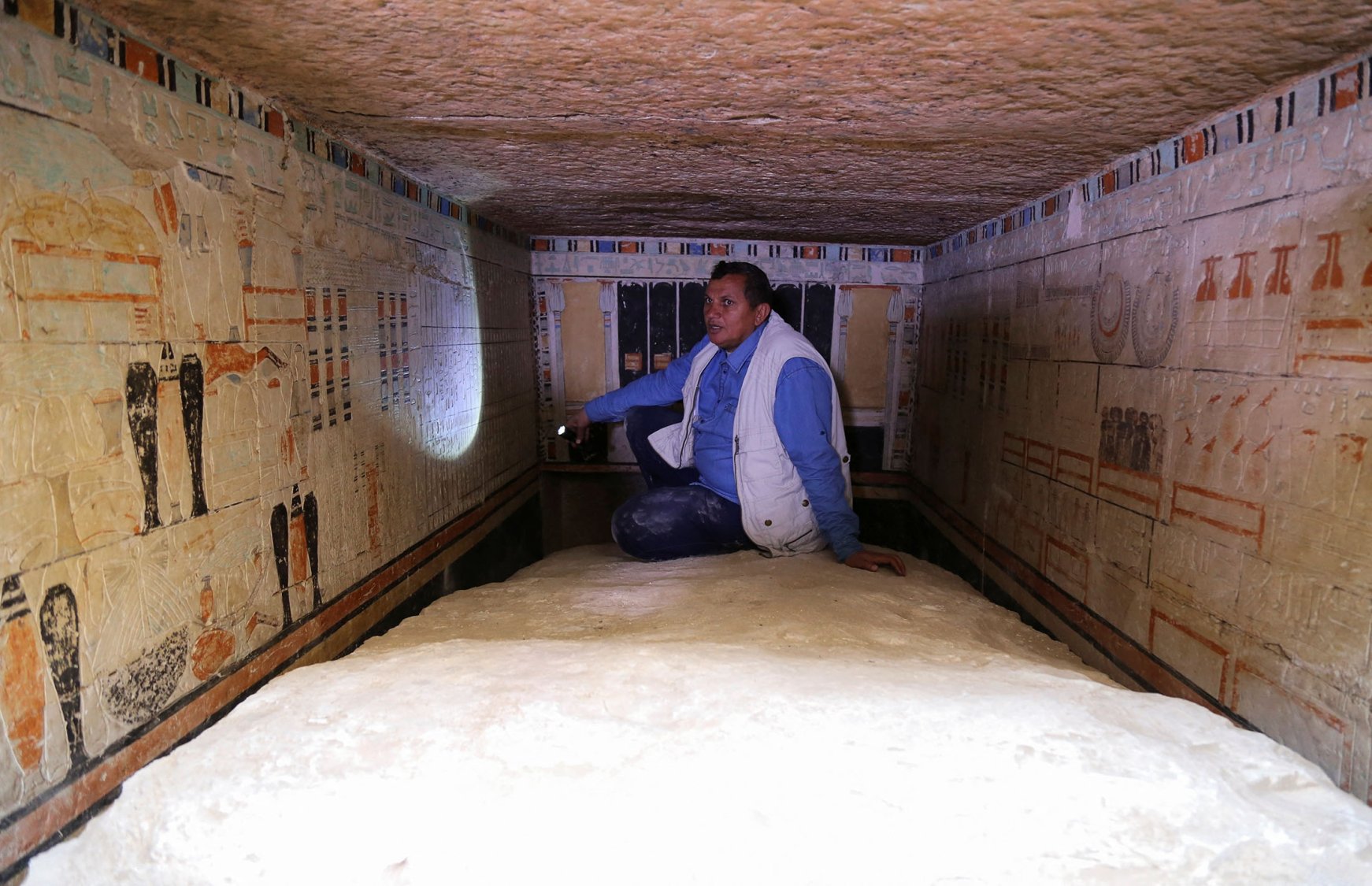 Egypt Displays Recently Discovered Ancient Tombs In Saqqara | Daily Sabah