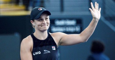 Australian Ashleigh Barty celebrates after defeating Sofia Kenin of the U.S. at the Adelaide International, Adelaide, Australia, Jan. 7, 2022. (AFP Photo)
