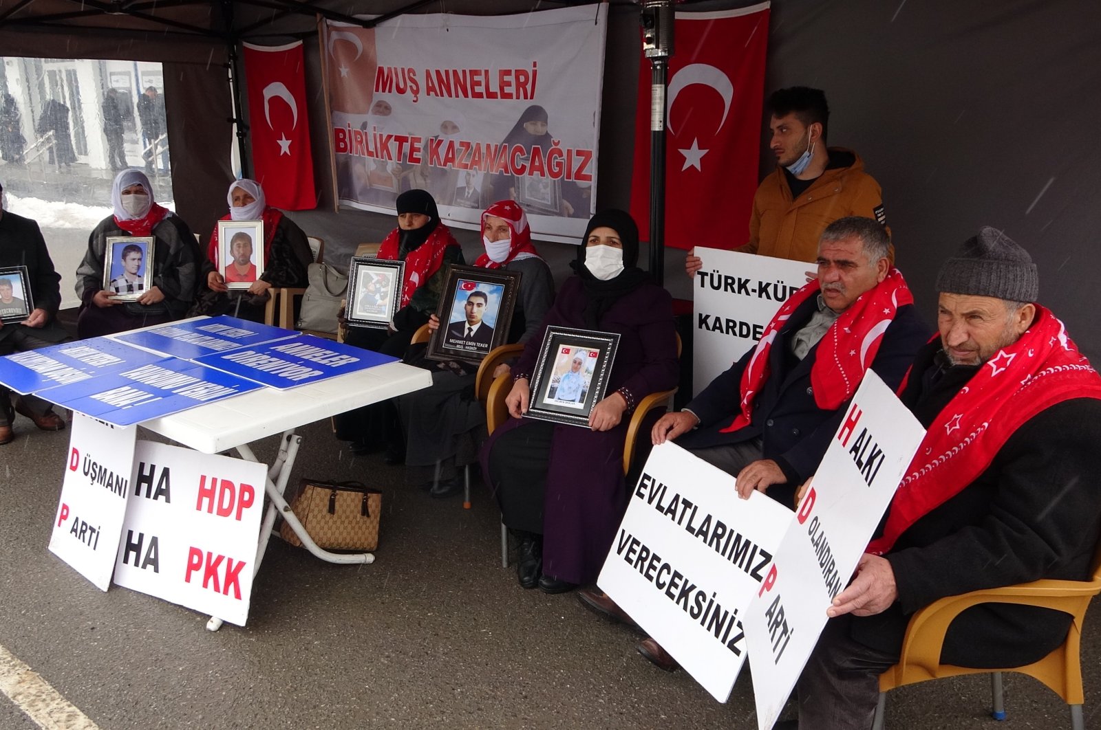 Families protest the abduction of their children by the PKK terrorist organization in front of the Peoples&#039; Democratic Party (HDP) headquarters in Muş province, Turkey, March 23, 2022 (IHA Photo)