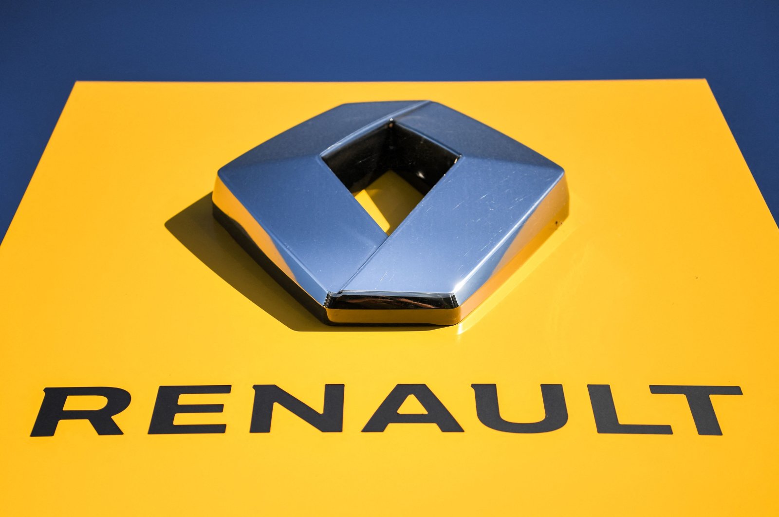 In this file photo taken on July 8, 2019 shows the logo of French automobile maker Renault, in Savenay, western France. (AFP Photo)