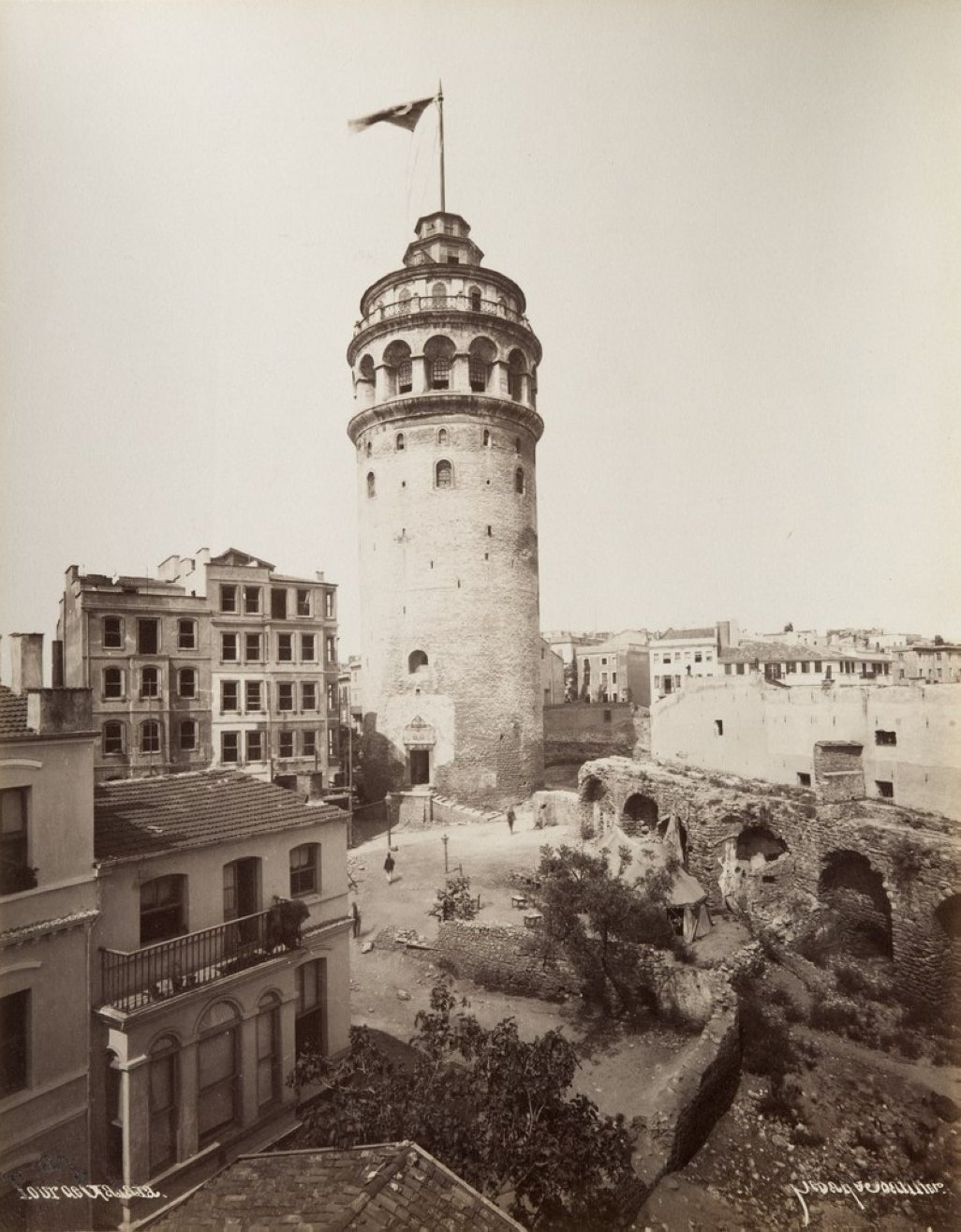 Foto Menara Galata pada tahun 1901. (Wikimedia)