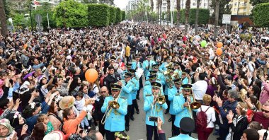 This file photo shows the procession at the carnival, Adana, Turkey. (Photo courtesy of the organization)