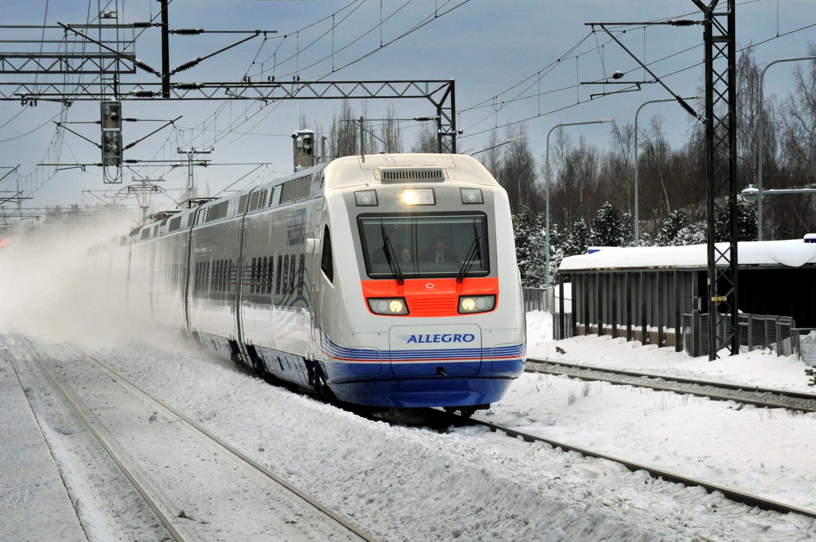 Finlandia menangguhkan layanan kereta api ke Rusia