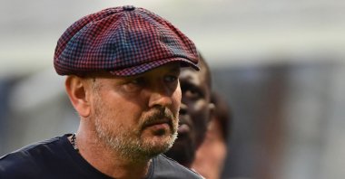 Bologna&#039;s Serbian coach Sinisa Mihajlovic looks on during the Italian Serie A football match between Atalanta and Bologna at the Atleti Azzurri d&#039;Italia stadium in Bergamo on Aug. 28, 2021. (AFP Photo)
