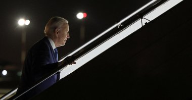 U.S. President Joe Biden boards Air Force One to fly to Washington, at Warsaw Chopin Airport, Warsaw, Poland, March 26, 2022. (Reuters Photo)