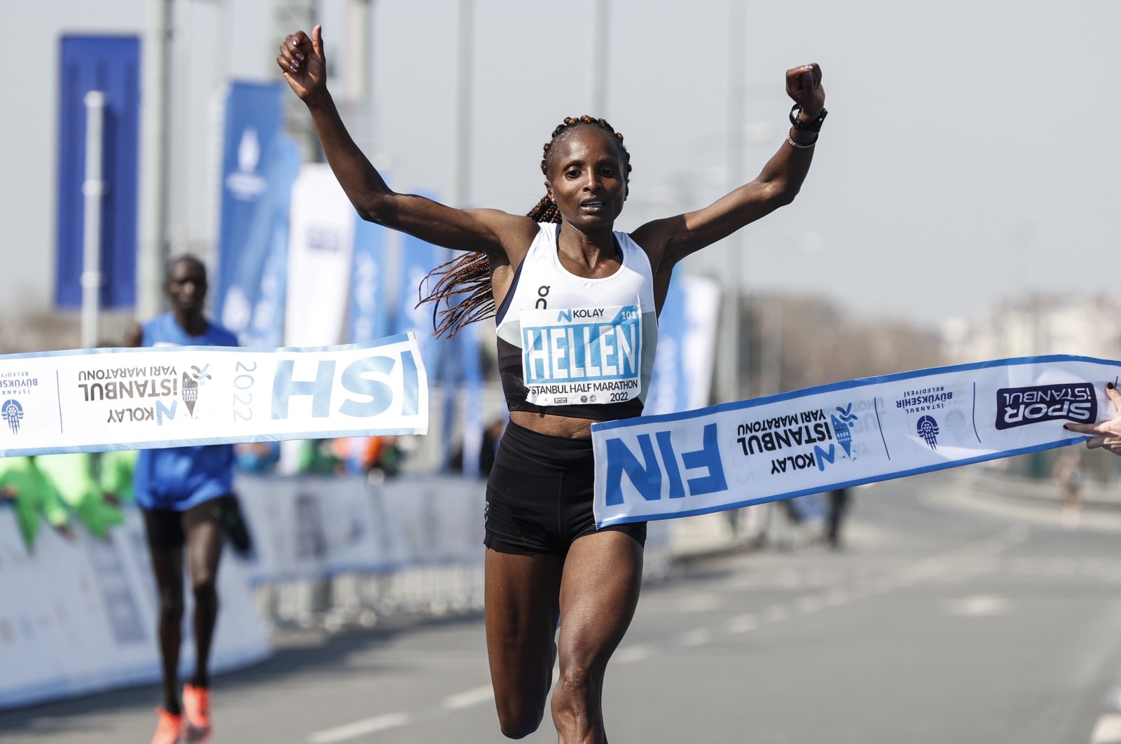 Kenya&#039;s Hellen Obiri wins the women&#039;s race in the 2022 Istanbul Half Marathon, Istanbul, Turkey, March 27, 2022. (AA Photo)