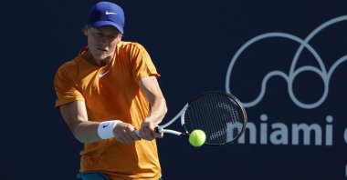 Jannik Sinner plays Pablo Carreno Busta at the Miami Open, Miami, U.S., March 27, 2022. (Reuters Photo)