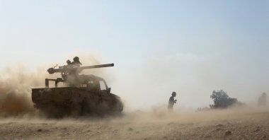 In this file photo taken on Feb. 14, 2021, Saudi-backed government troops repel a Houthi rebel offensive on oil-rich Marib, some 120 kilometers (75 miles) east of Yemen's rebel-held capital Sanaa. (AFP Photo)