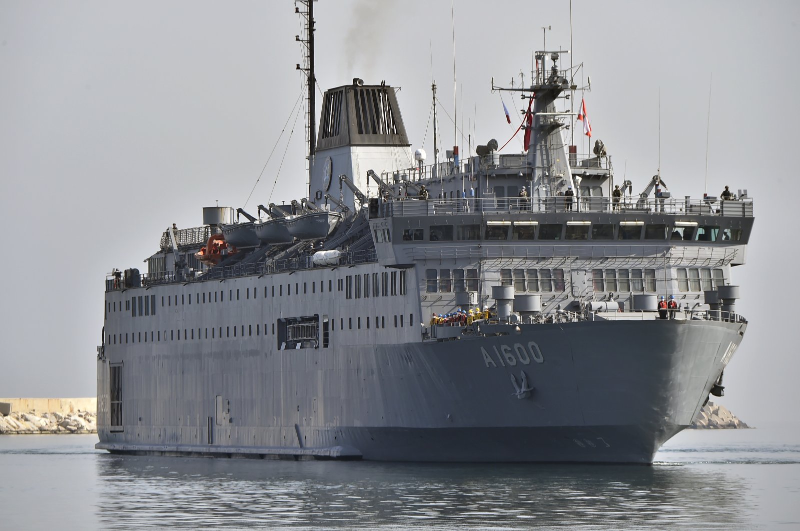 The vessel sent by Turkey carrying aid for the Lebanese military, March 31, 2022. (AA Photo) 
