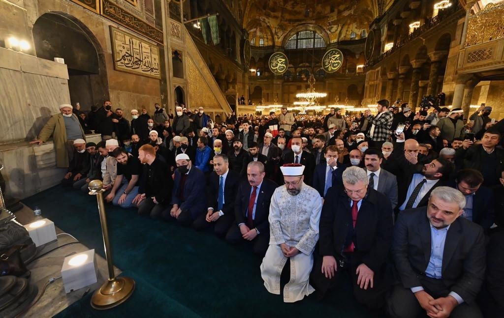 Professor Ali Erbaş, the head of the Presidency of Religious Affairs (Diyanet), is seen leading the first-ever Tarawih prayer in 88 years during the first night of the Muslim holy month of Ramadan at the Hagia Sophia Grand Mosque in Istanbul, Turkey, April 1, 2022 (DHA Photo)
