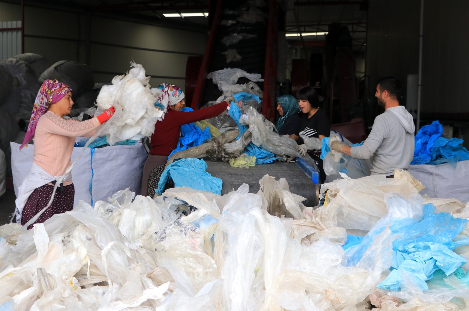 Turki bantah laporan impor sampah plastik dari London ke Adana