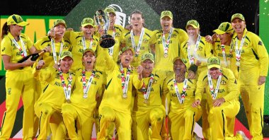 Australia players celebrate winning the Women's Cricket World Cup final against England, Christchurch, New Zealand, April 3, 2022. (AFP Photo)