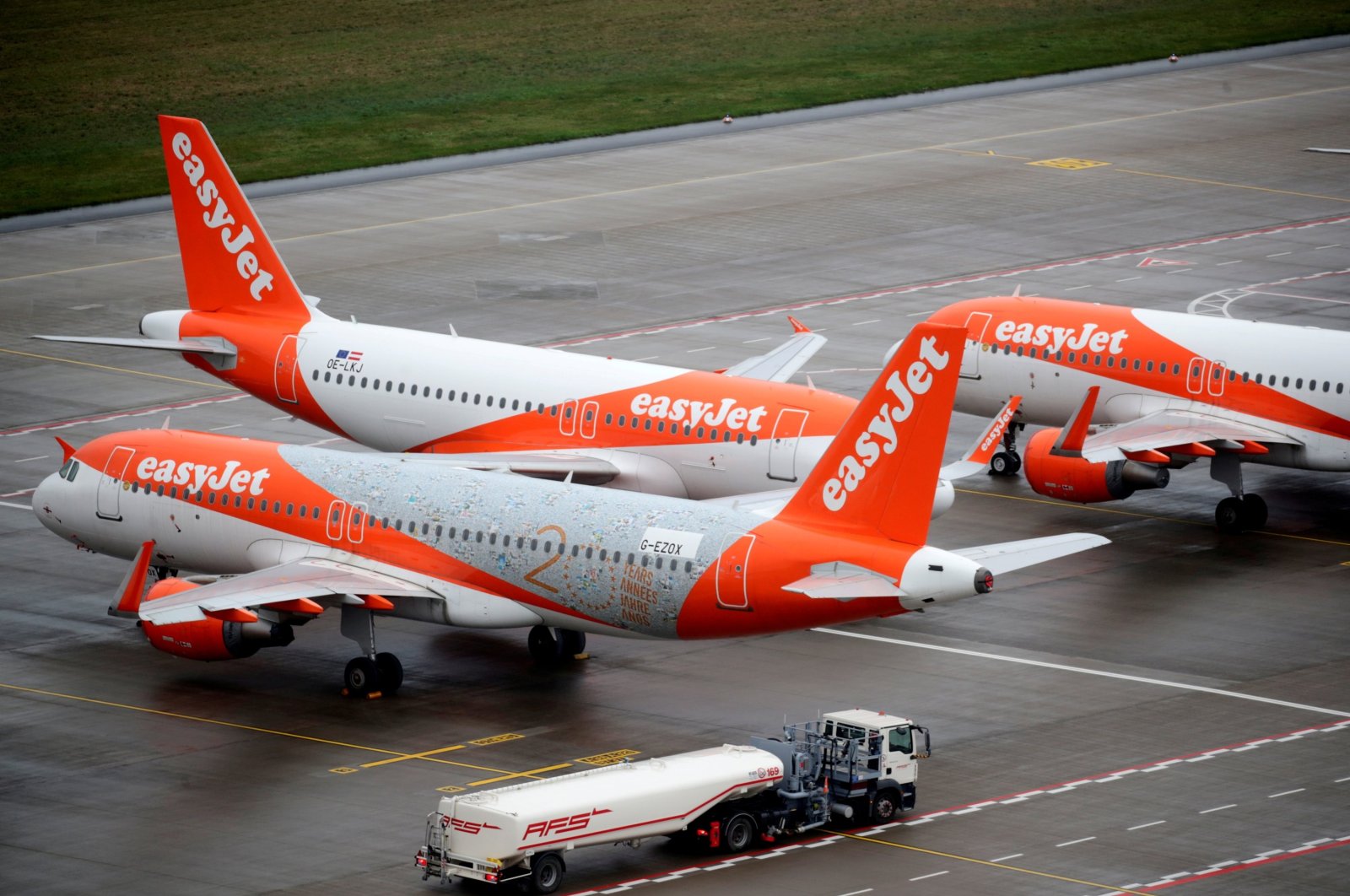 EasyJet airplanes are parked on the tarmac during the official opening of the new Berlin-Brandenburg Airport (BER) "Willy Brandt," in Schoenefeld near Berlin, Germany, Oct. 31, 2020. (Reuters Photo)