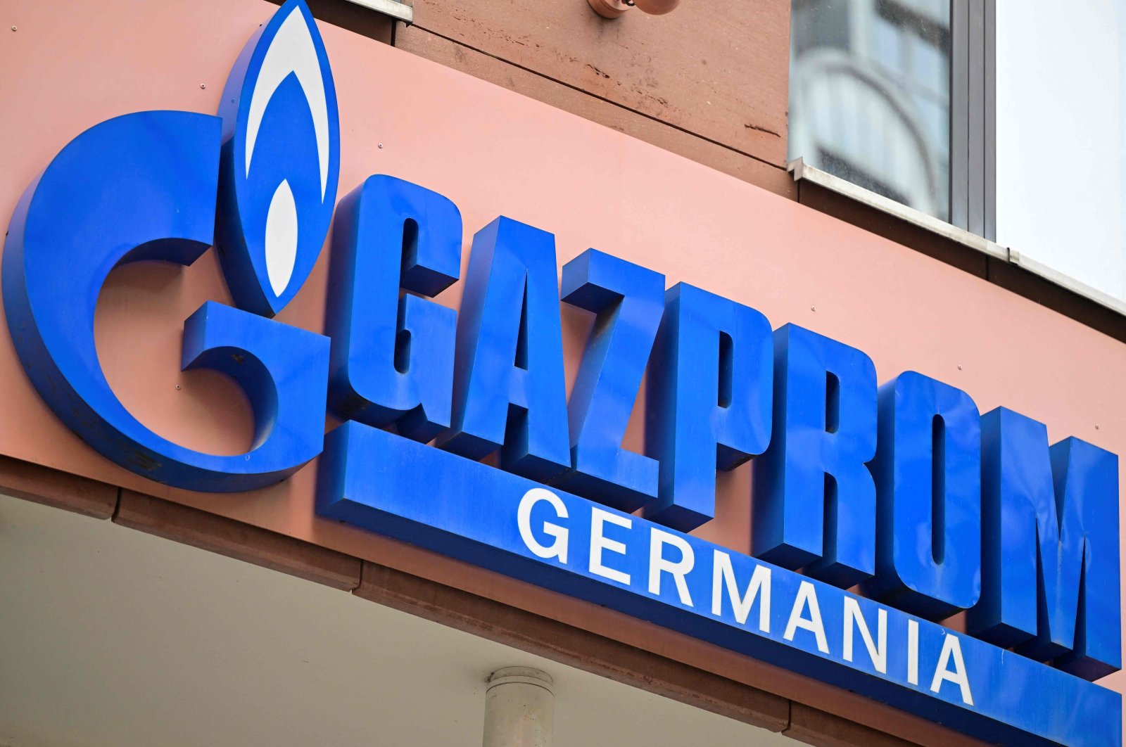 A photo taken on April 5, 2022 shows the logo of Russian gas giant Gazprom&#039;s German subsidiary Gazprom Germania on their headquarters in Berlin, Germany. (AFP Photo)