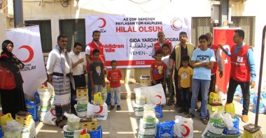 A Turkish Red Crescent (Kızılay) crew delivers Ramadan aid to families in need in Aden, Yemen, April 6, 2022. (AA Photo)