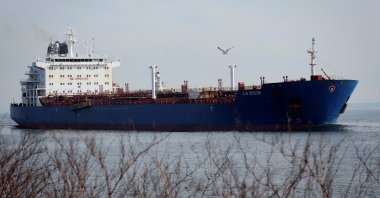 An oil tanker sails into New York Harbor as it arrives at the Port of New York and New Jersey following the Russian invasion of Ukraine, in Staten Island, New York City, U.S., March 10, 2022. (Reuters File Photo)
