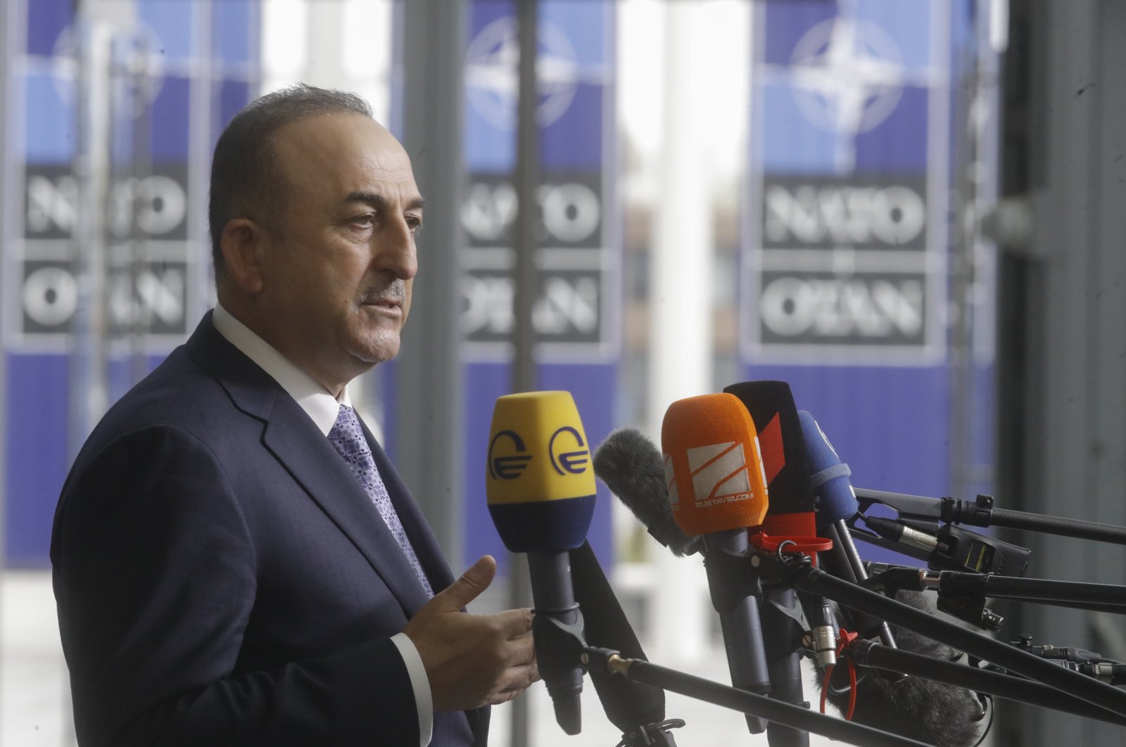 Foreign Minister Mevlüt Çavuşoğlu, speaks to the media at a special meeting of NATO&#039;s Ministers of Foreign Affairs on the Ukraine Crisis in Brussels, Belgium, 06 April 2022. (EPA)