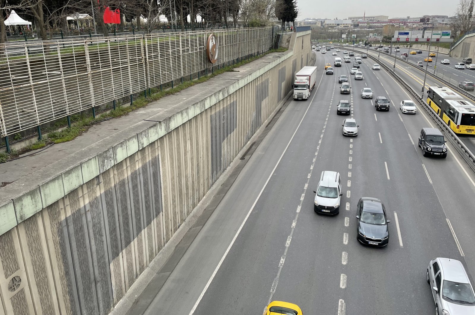 View of empty walls on the side of a highway, in Istanbul, Turkey, April 11, 2022. (AA Photo)